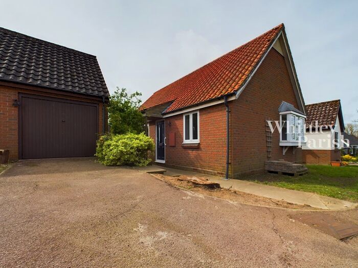 2 Bedroom Detached Bungalow To Rent In Rose Lane, Botesdale, Diss, IP22