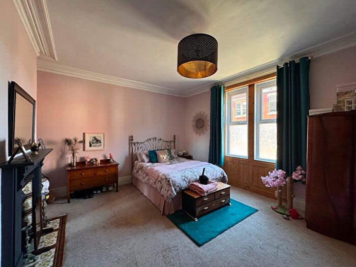 2 Bedroom Flat To Rent In Lovaine Place West, North Shields, NE29