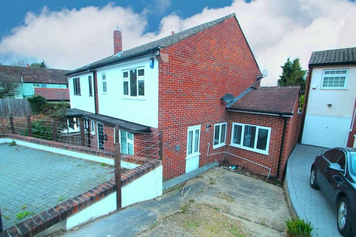 4 Bedroom Semi-Detached House To Rent In Marjorams Avenue, Loughton, IG10