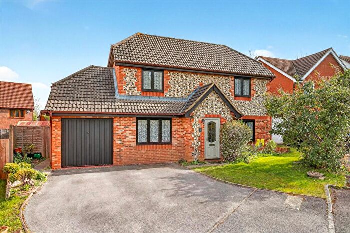 4 Bedroom Detached House For Sale In Cambridgeshire Close, Warfield, Bracknell, Berkshire, RG42