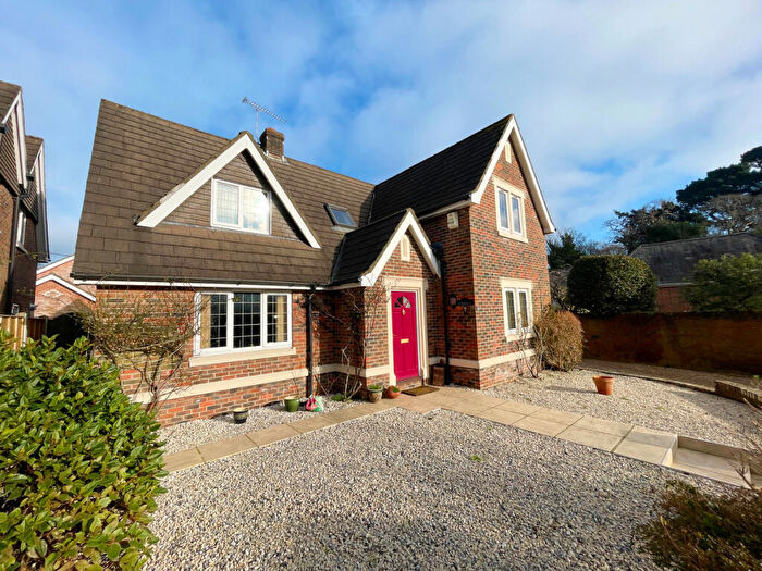 5 Bedroom Detached House For Sale In Silverwood Close, Wimborne, BH21