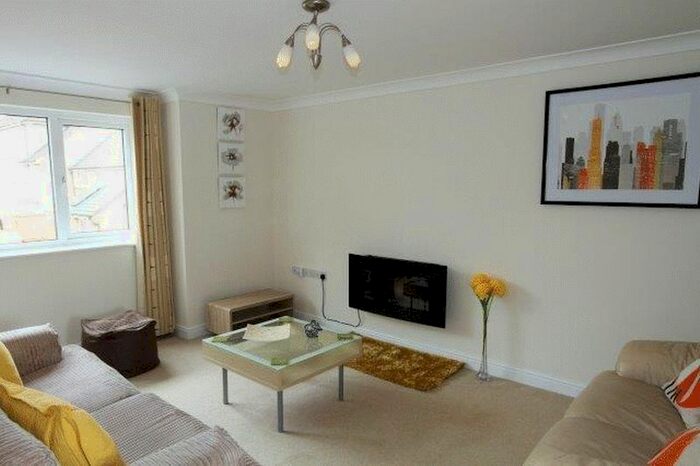 2 Bedroom Flat To Rent In Duchess Place, Chester, Cheshire, CH2