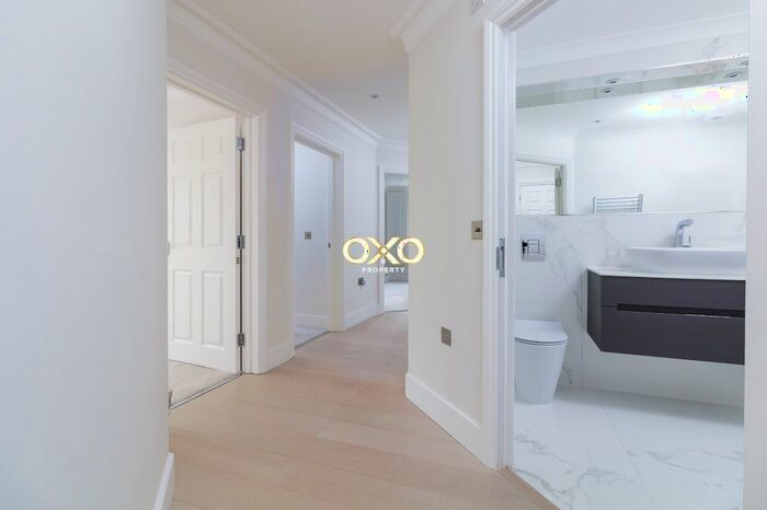 3 Bedroom Flat To Rent In Village Road, Enfield, EN1