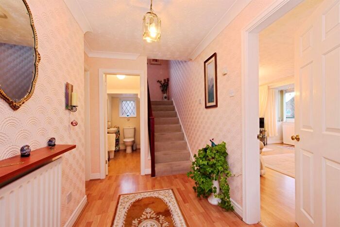 4 Bedroom Detached House For Sale In Plantation Way, Wigginton, York, YO32