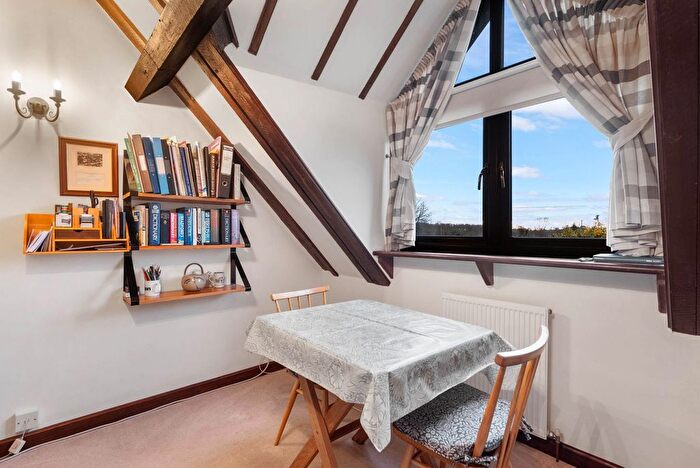 4 Bedroom Barn Conversion For Sale In Holt Castle Barns, Holt Heath, Worcestershire., WR6