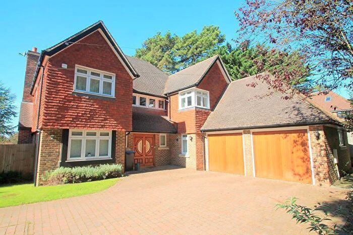 5 Bedroom House To Rent In Bedroom Detached House In Warlingham, CR6