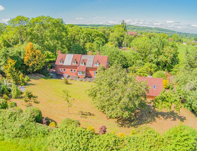 3 Bedroom Detached House For Sale In Rushall, Ledbury, HR8