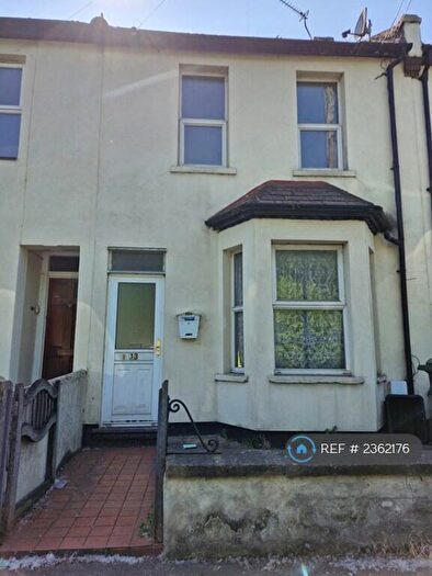 2 Bedroom Terraced House To Rent In Southfleet Road, Swanscombe, DA10