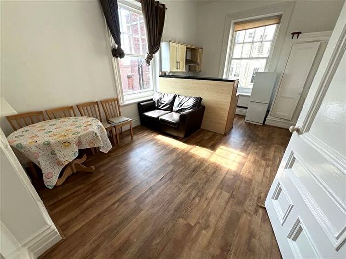 2 Bedroom Flat For Sale In Charter House, Lord Montgomery Way, Portsmouth, Hampshire, PO1