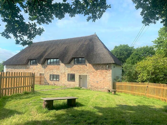 3 Bedroom Cottage For Sale In Stream Cottage, Buckerell, EX14