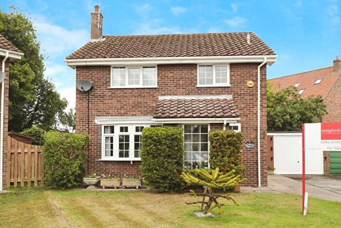 3 Bedroom Detached House For Sale In Honey Pot, Bubwith, Selby, YO8