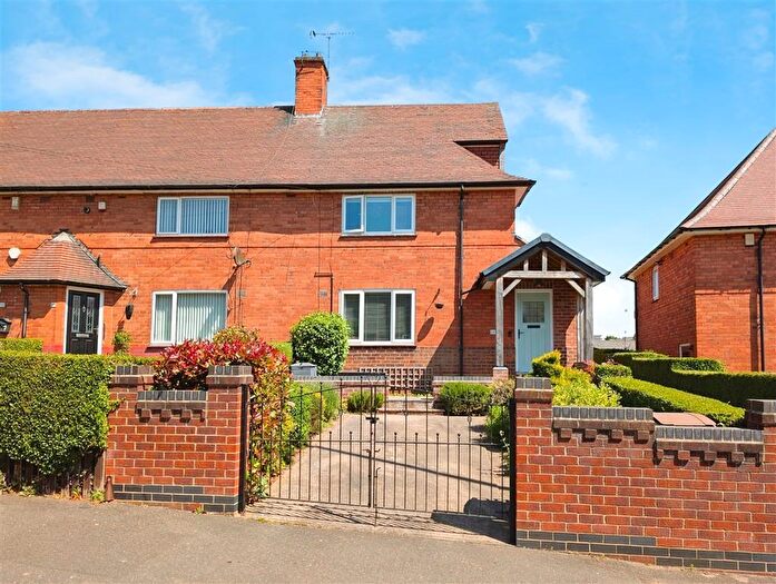 3 Bedroom End Of Terrace House For Sale In Cardale Road, Bakersfield, Nottingham, NG3