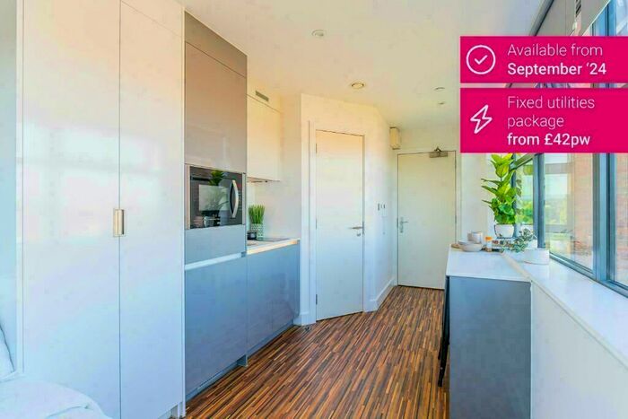 Studio To Rent In Westpoint, Chester Road, Manchester, Greater Manchester, M16