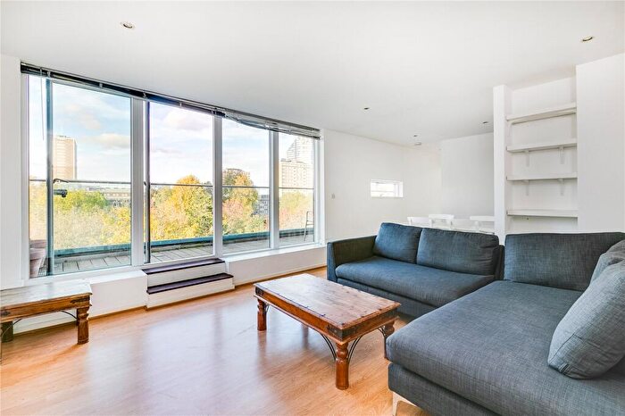 2 Bedroom Flat To Rent In Lever Street, Clerkenwell, EC1V