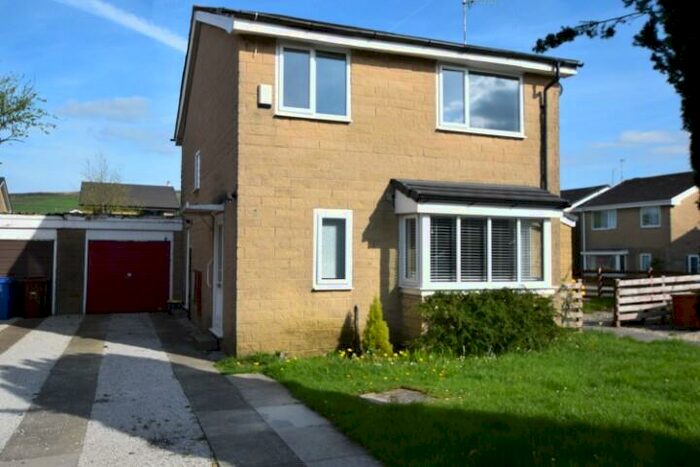 4 Bedroom Detached House To Rent In Green Walk, Earby, Lancashire, BB18