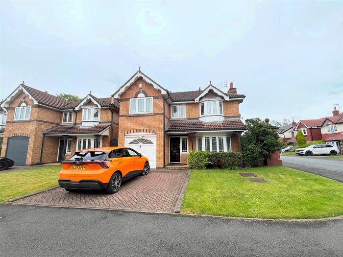 4 Bedroom Property To Rent In Sandhurst Drive, Wilmslow, Cheshire, SK9