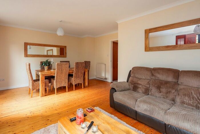 2 Bedroom Flat To Rent In Damside, Dean Village, Edinburgh, EH4