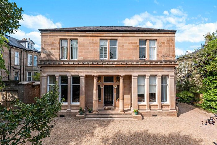 3 Bedroom Flat For Sale In / Winton Drive, Kelvinside, G12