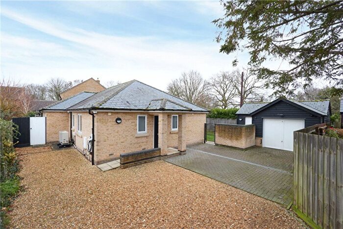 3 Bedroom Bungalow For Sale In High Street, Waterbeach, Cambridge, CB25