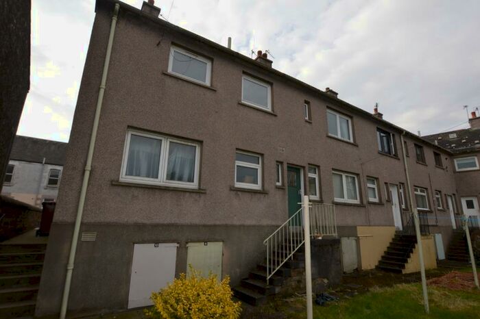 2 Bedroom Flat To Rent In Glebe Street, Leven, Fife, KY8