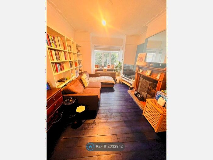 5 Bedroom Terraced House To Rent In Woodside Road, London, SE25