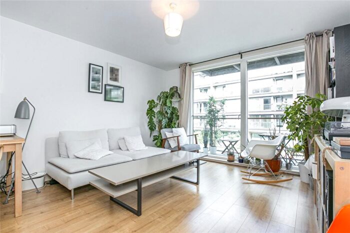 2 Bedroom Apartment To Rent In Orsman Rd, Haggerston, London, N1