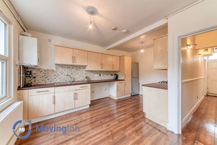 5 Bedroom Property For Sale In Chapel Road, West Nowrood, SE27