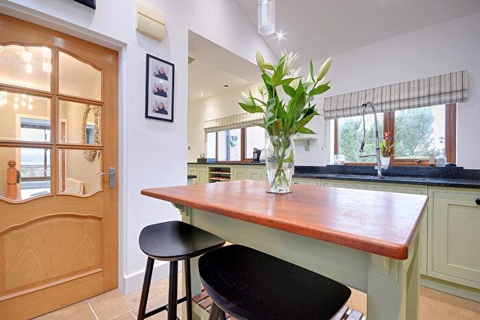 4 Bedroom Detached House For Sale In New Street, Clifton, Brighouse, West Yorkshire, HD6