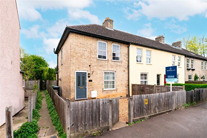 2 Bedroom Semi Detached House For Sale In Hobart Road, Cambridge, Cambridgeshire, CB1