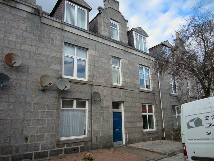 1 Bedroom Maisonette To Rent In Hartington Road, Top Left, AB10