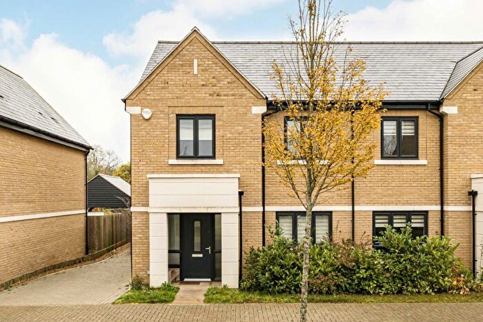 4 Bedroom House To Rent In Orchard Farm Avenue, East Molesey, KT8