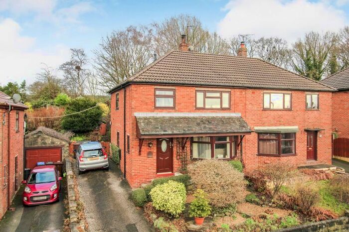 3 Bedroom Semi-Detached House For Sale In Windsor Drive, Leek, ST13