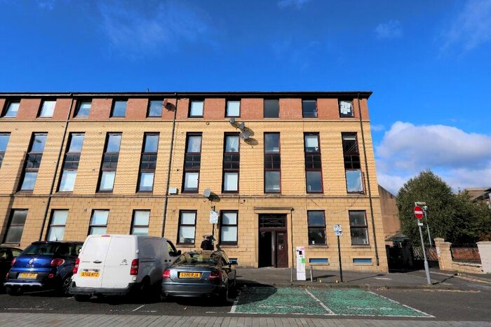 2 Bedroom Flat To Rent In South Portland Street, Glasgow, G5