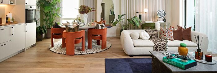 2 Bedroom Flat For Sale In London Borough Of Ealing, Southall, UB1