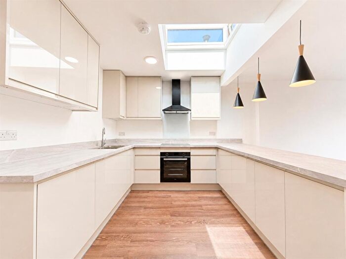 3 Bedroom Flat To Rent In Harlington Road West, Feltham, TW14