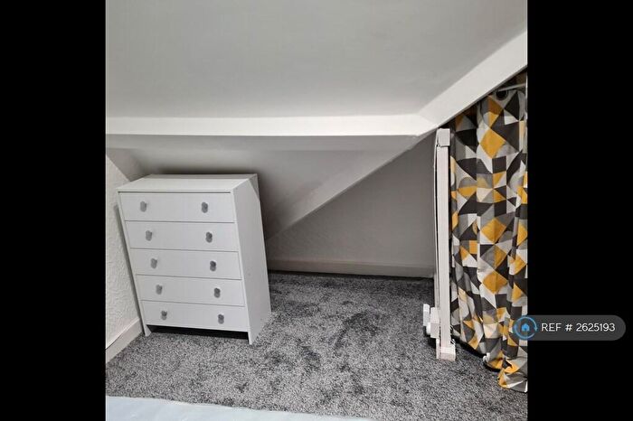 1 Bedroom Flat To Rent In Oakfield Street, Cardiff, CF24