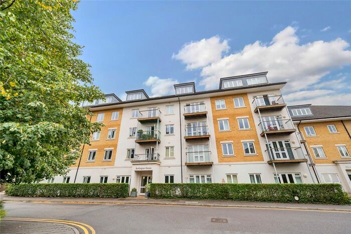 2 Bedroom Flat To Rent In Park Lodge Avenue, West Drayton, UB7