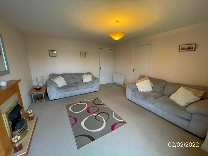 2 Bedroom Flat To Rent In Eday Road, Aberdeen, Aberdeenshire AB15