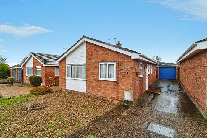 2 Bedroom Bungalow For Sale In Twiss Close, Roydon, Diss, IP22