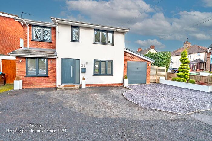 4 Bedroom Detached House For Sale In Gorsemoor Road, Heath Hayes, Cannock, WS12