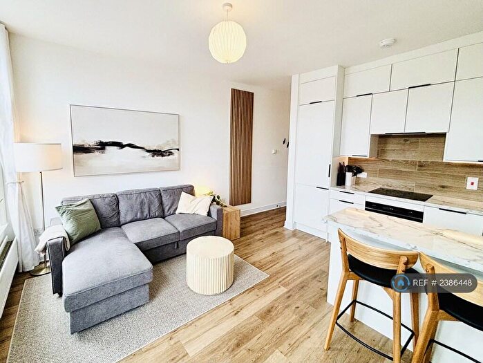 1 Bedroom Flat To Rent In Hackney Road, London, E2