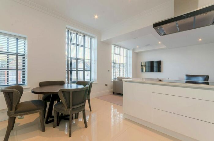 2 Bedroom Flat To Rent In Palace Wharf, Hammersmith, London, W6