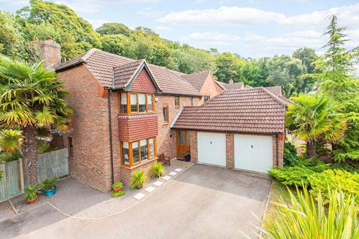 4 Bedroom Detached House For Sale In Monastery Avenue, Dover, Kent, CT16