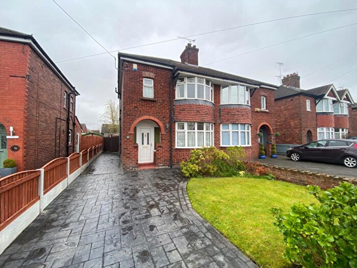 3 Bedroom Semi Detached House For Sale In Mablins Lane, Crewe, CW1