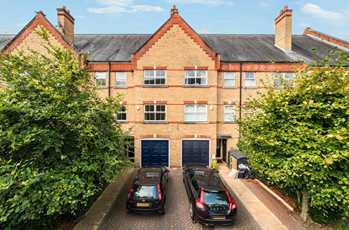 4 Bedroom Terraced House For Sale In Silistria Close, Knaphill, Woking, Surrey, GU21