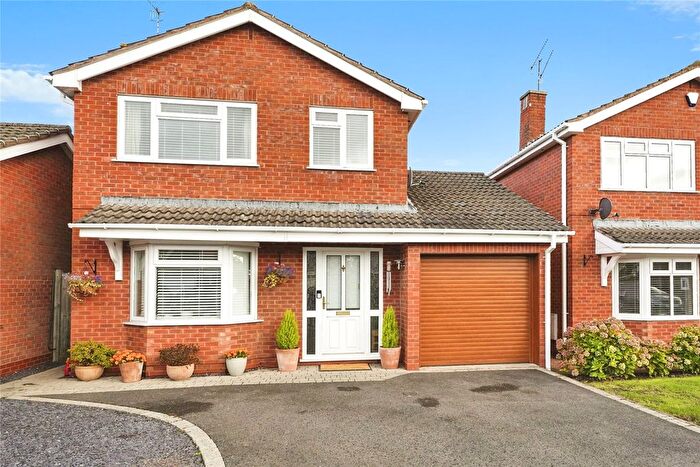 3 Bedroom Detached House For Sale In Bittern Road, Worcester, Worcestershire, WR5