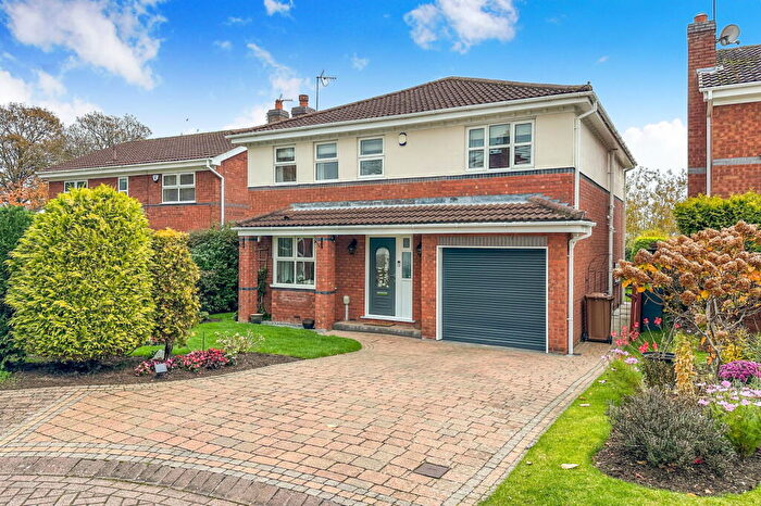 5 Bedroom Detached House For Sale In Oaklands Drive, Willerby, Hull, HU10