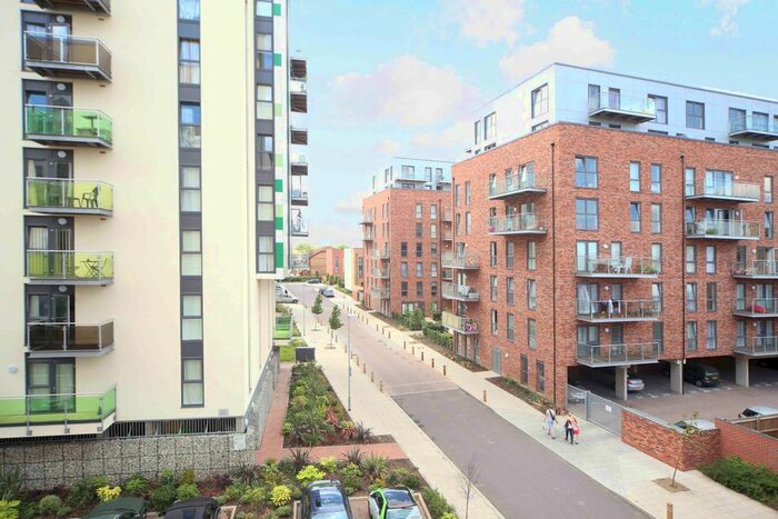 2 Bedroom Flat To Rent In Roehampton House, Academy Way, Dagenham, RM8