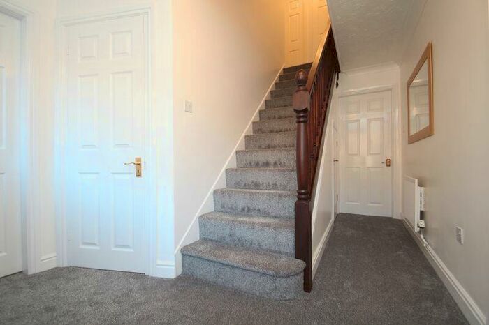 6 Bedroom Detached House To Rent In Charlotte Close, Poole, BH12