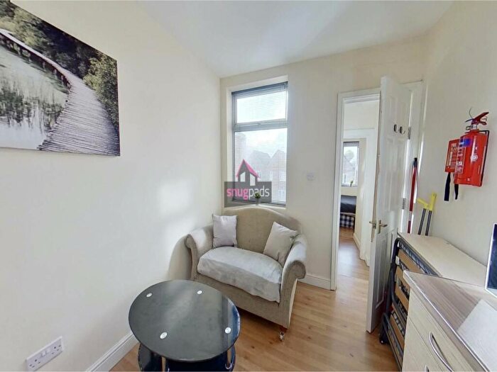 1 Bedroom Flat To Rent In Weaste Lane, Salford, M5